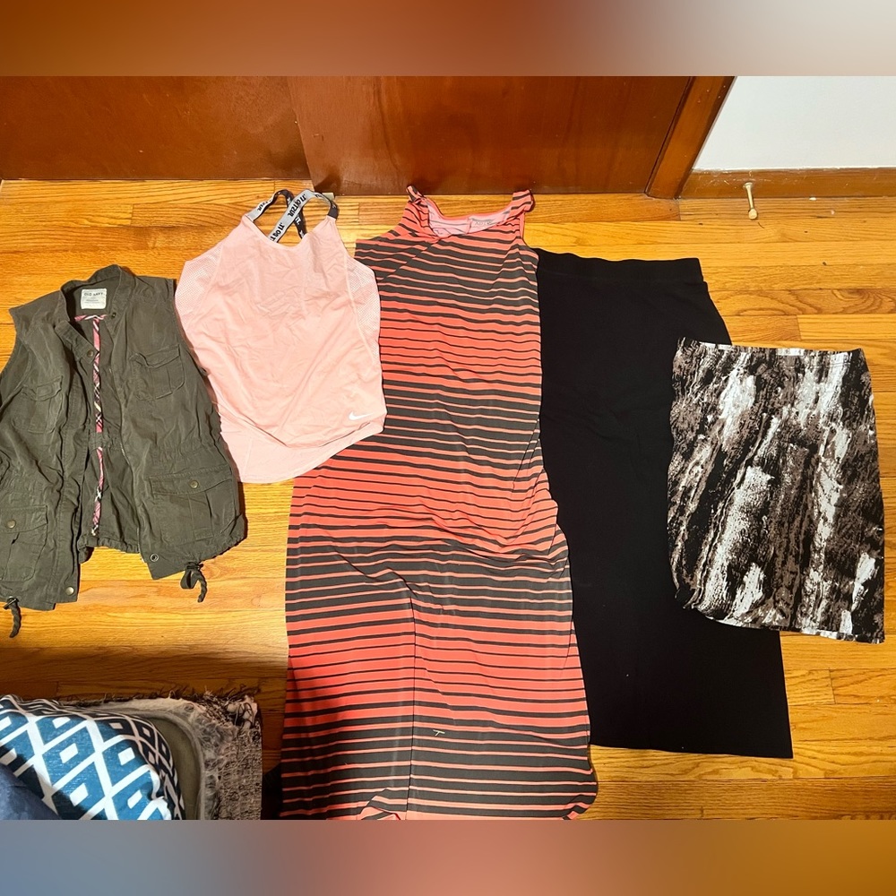 Woman size medium bundle